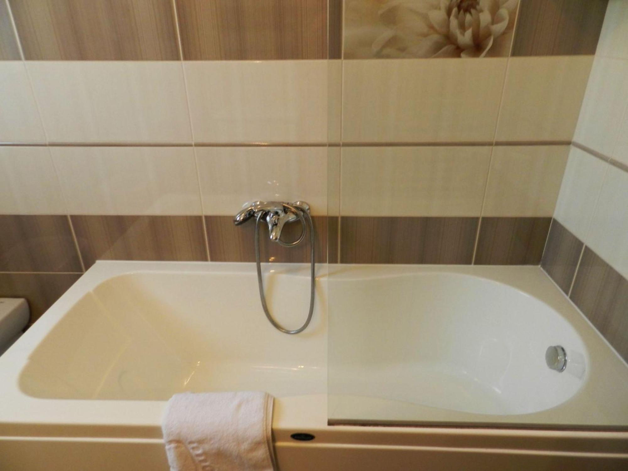 Smaragdna Villa YourCroatiaHoliday Premantura Habitación foto
