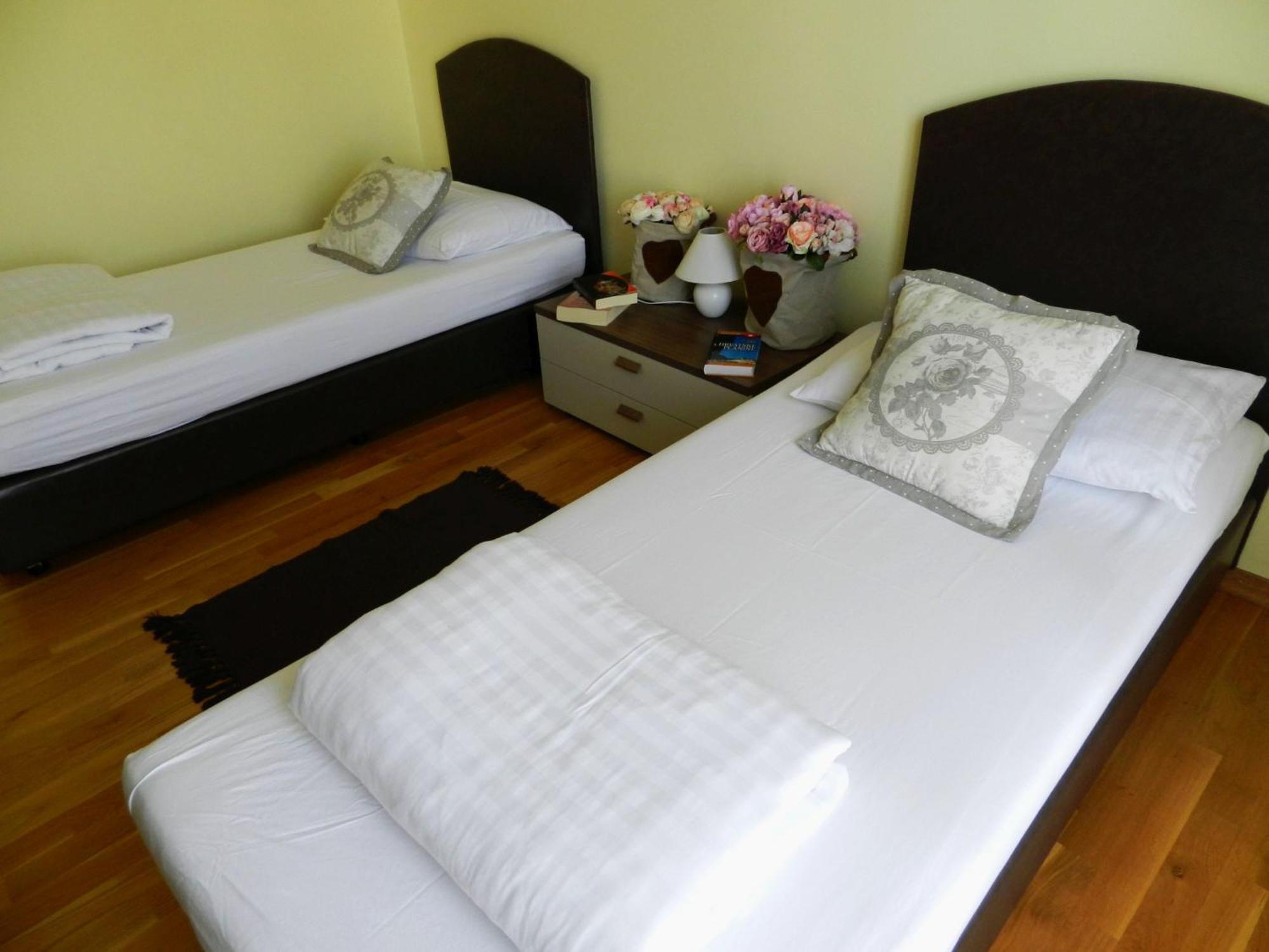 Smaragdna Villa YourCroatiaHoliday Premantura Habitación foto