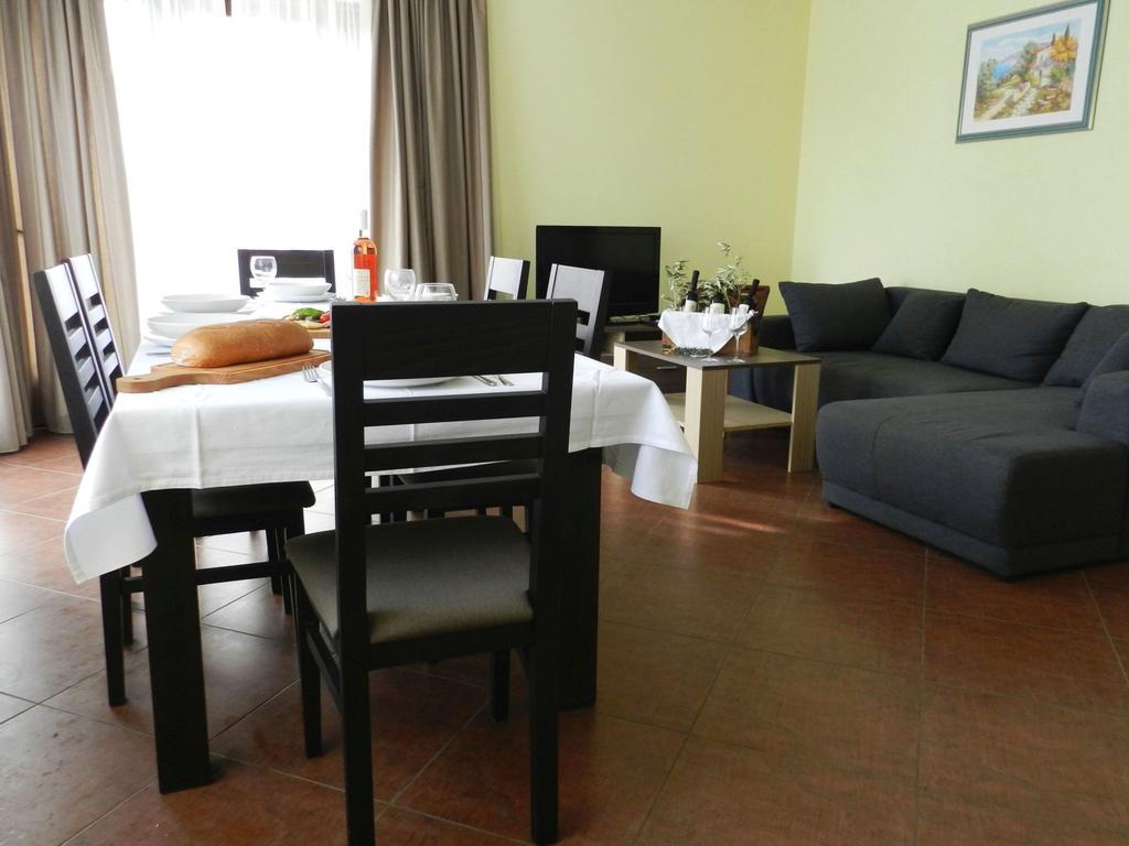 Smaragdna Villa YourCroatiaHoliday Premantura Exterior foto